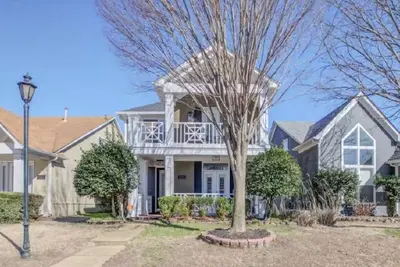 Image de Downtown Dream Home—4 Bedroom! !