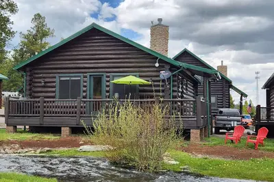 Image de Riverside Lodge #174-Log Cabin in Greer