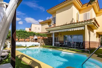 Image de Sea Edge Friendly Holiday Home