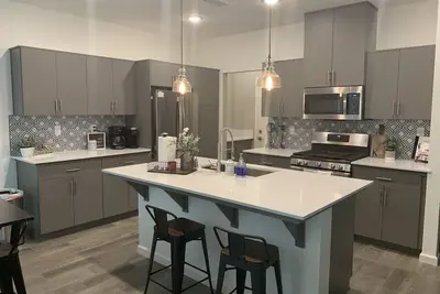 Image de Modern & Convenient Clovis Home