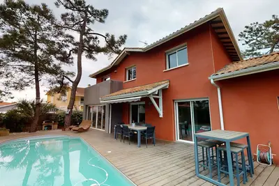 Image de Belle villa avec piscine au cœur du Triangle d'Or