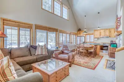 Image de Charming 3 Bedroom Sunriver Chalet