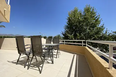 Image de Apolo 7. Appartement très bien situé et très proche de la plage