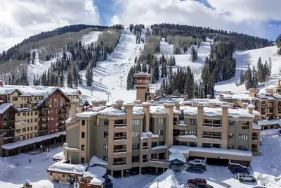 Image de ⭐️New Listing ⭐️ At Purg Base ⎮Free Wifi + Fireplace