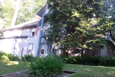 Image de Grand Circa 1891 Victorian Cottage