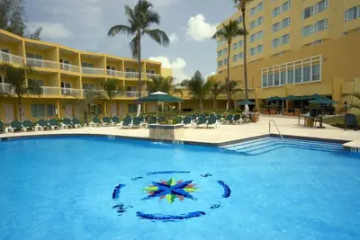 Image de Steps to The Beach! 2 Serene Units, Near Botanical Garden, Boating, Fishing