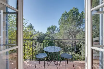 Image de Maison De Hameau 2 Chambes Avec Jardin (N°320)
