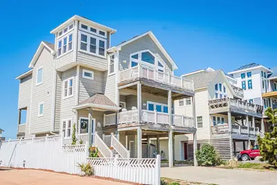 Image de K1421 Acqua. Ocean Views; Semi-Oceanfront; Elevator; Private Pool; Rec Room!