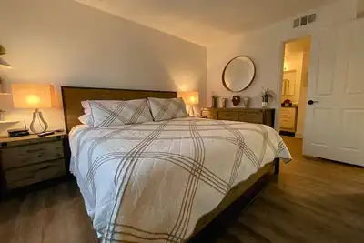 Image de Bring Your Water Toys and Your Gamblin' Money