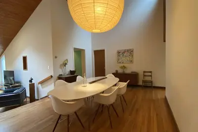 Image de Mid Century Architectural Nature Sanctuary