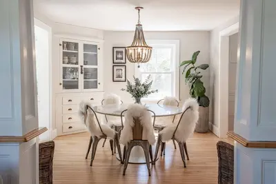 Image de Kennebunk 5 Bedroom 3. 5 Bathroom Cottage and Bunkhouse— Walk to Beach and Town!