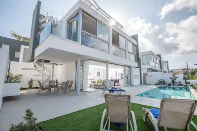 Protaras Holiday Villa Bp3 -  a villa that sleeps 7 guests  in 3 bedrooms