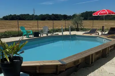 Image de Maison calme de 60m2 en campagne avec piscine