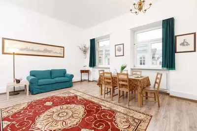 Image de Pijarska 19 | Apartment with 3 Bedrooms | Cracow