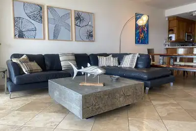 Image de Playa Blanca Condo - 9th Floor Ocean Views! by RedAwning