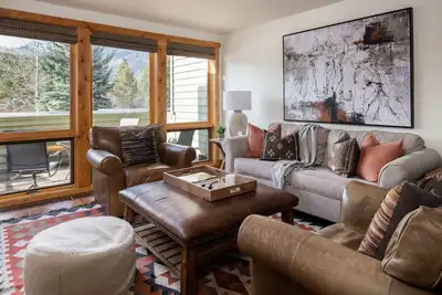 Image de Outpost: Windflower 2115 - Mountain Views!