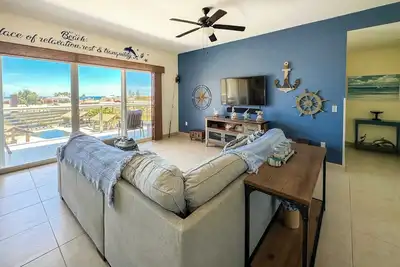 Image de Glam Condo w/ Amazing Sunset Near Beach #N402