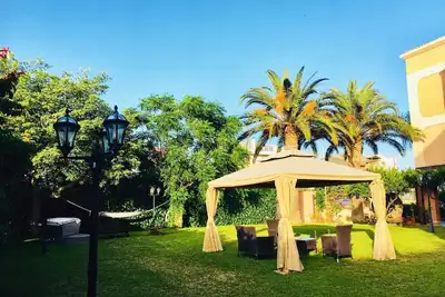 Image de Pomegranate in Villa with barbecue area a few steps from the sea