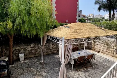 Image de Free wfi, swimming pool, barbecue area 100 meters from the sea