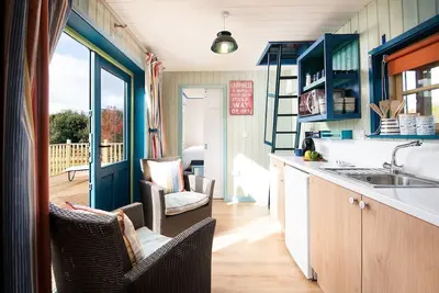 Image de Berrington Beach Hut - 4 miles from beach, 7. 5 miles to Berwick, sleeps 2+2