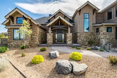 Image de The Luxurious Ranch Life
