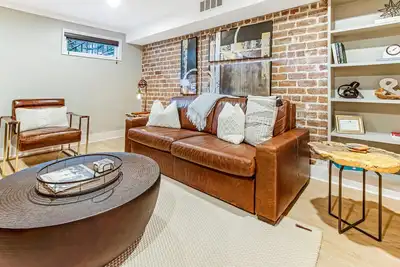 Modern Garden Apartment with High-end Amenities on Jones by Lucky Savannah