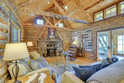 Image de Luxe Log Cabin ~ 15 Mi to Downtown Moab!