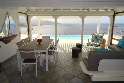 Image de Splendide villa, piscine à débordement et vue mer