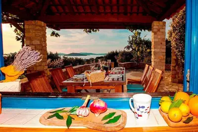 Image de Maison de vacances Zlarin pour 1 - 8 personnes avec 3 chambres à coucher - Maison de vacances