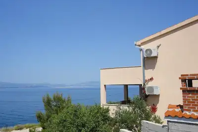 Image de Maison de vacances Rogac pour 1 - 10 personnes avec 4 chambres Ă coucher - Maison de vacances