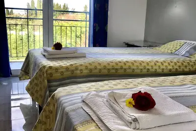 Image de Appartement Banos 2 chambres et piscine près de la plage