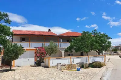 Image de Appartements Josip, (16425), Kustici, Croatia