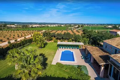 Image de Belle maison de campagne \"Son Vanrell\" avec vue sur la montagne, piscine