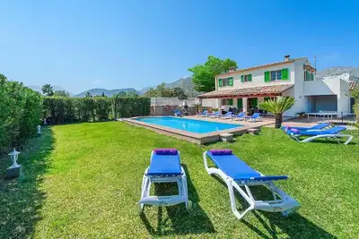 Image de Maison de campagne \"Can Llorenç\" avec vue sur la montagne, piscine, jardin et terrasse