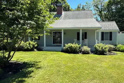 Image de Osterville Gem with Central A/C and Walking Distance to Joshua’s Pond!