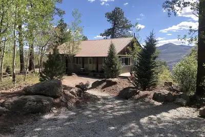 Image de Cannon Creek Cabin - private, amazing views, with a Hot Tub and Outdoor Sauna