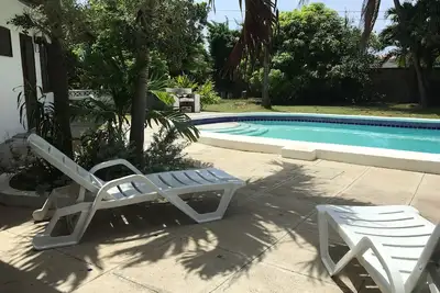 Image de Hidden gem in Runaway Bay! Best location, stunning, private
