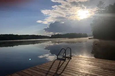 Image de Rare Find: Private Cottage on 500 ft of Clear Waterfront — Book Your Escape