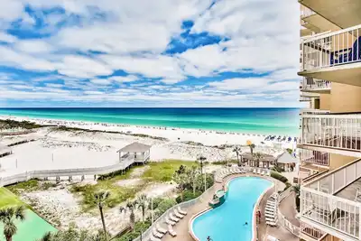 Image de Oceanfront 2 Bedroom - Totally Remodeled March 2021!