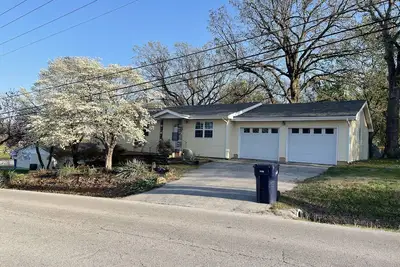 Image de Home Away From Home on Ridgewood Road