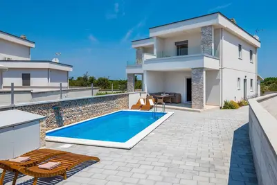 Image de Maison confortable Ă Sibenik avec WiFi
