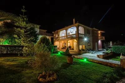 Image de Mertoula Holiday House