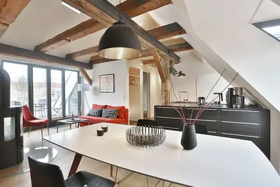 Image de Stylish holiday apartment in the heart of the old town with loggia, fireplace etc.