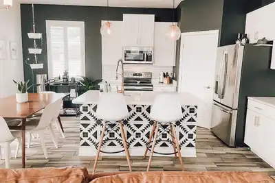 Image de Beautiful Modern Home Minutes from Super Bowl Lv