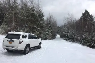 Image de Secluded mountain house getaway