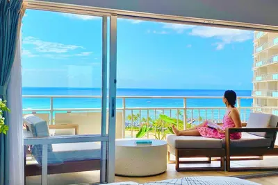 Image de Blue Ocean Beachfront Home (Car Available)