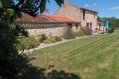 Image de Gîte familial avec piscine couverte et grand jardin privatif en Vendée
