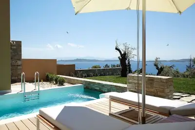 Image de Excellente Villa Halkidiki | Villa Junior avec Piscine 1 | 1 chambre | Superbes vues sur la mer | Ou