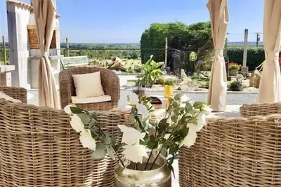 Image de Maison rénovée à la ferme avec jardin privé, Wi-Fi, pêche, balançoire, trampoline - Brem-sur-Mer