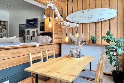 Image de SURFKAJÜTE Warnemünde - 50 sqm cozy apartment on the Baltic Sea